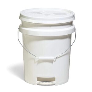5 Gallon Pig Tail Bucket